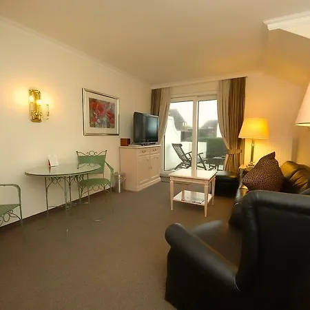 Apartment Strandhoerns-gaestehaus-louisa-no-31 Wenningstedt-Braderup